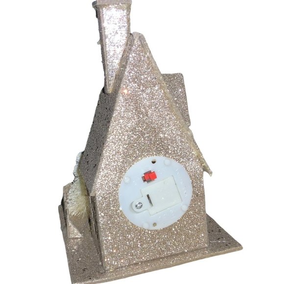 Christmas Village Lighted Cardboard House Battery Operated - Picture 4 of 11